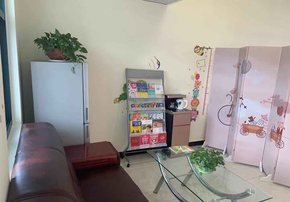 漯河市紅黃藍電子科技有限公司 漯河市紅黃藍電子科技有限公司